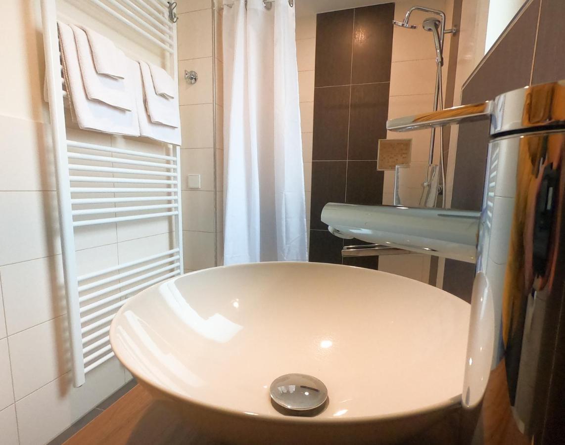 Hotel Langhans Abstatt Luaran gambar